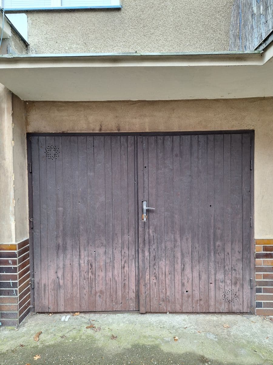 Pronájem garáže 11 m², Nad Buďánkami Ⅱ, Praha, Praha Pronájem garáže 11 m², Nad Buďánkami Ⅱ, Praha, Praha