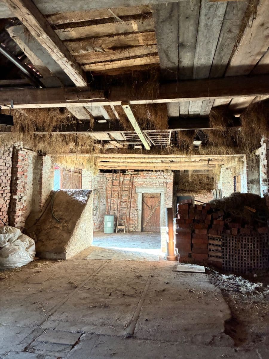 Prodej domu 300 m², pozemek 917 m², Dobříkov, Pardubický kraj Prodej domu 300 m², pozemek 917 m², Dobříkov, Pardubický kraj