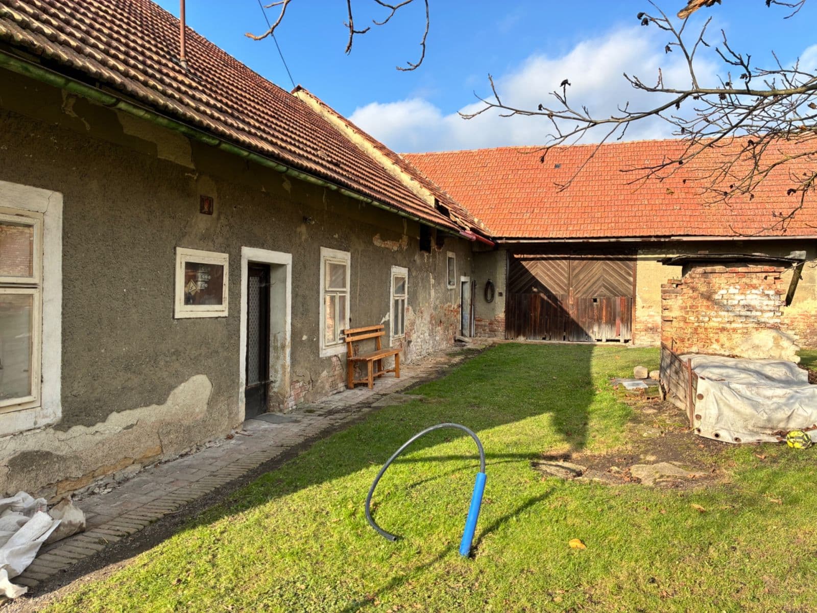 Prodej domu 300 m², pozemek 917 m², Dobříkov, Pardubický kraj Prodej domu 300 m², pozemek 917 m², Dobříkov, Pardubický kraj