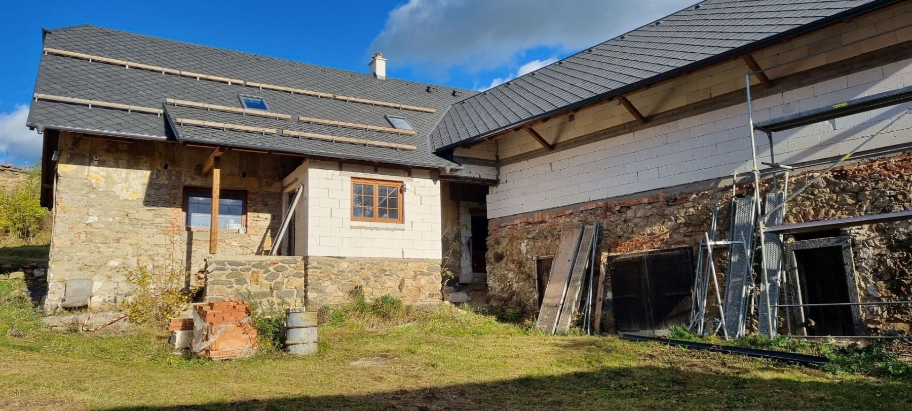 Prodej domu 260 m², pozemek 3.000 m², Heřmaničky, Středočeský kraj Prodej domu 260 m², pozemek 3.000 m², Heřmaničky, Středočeský kraj