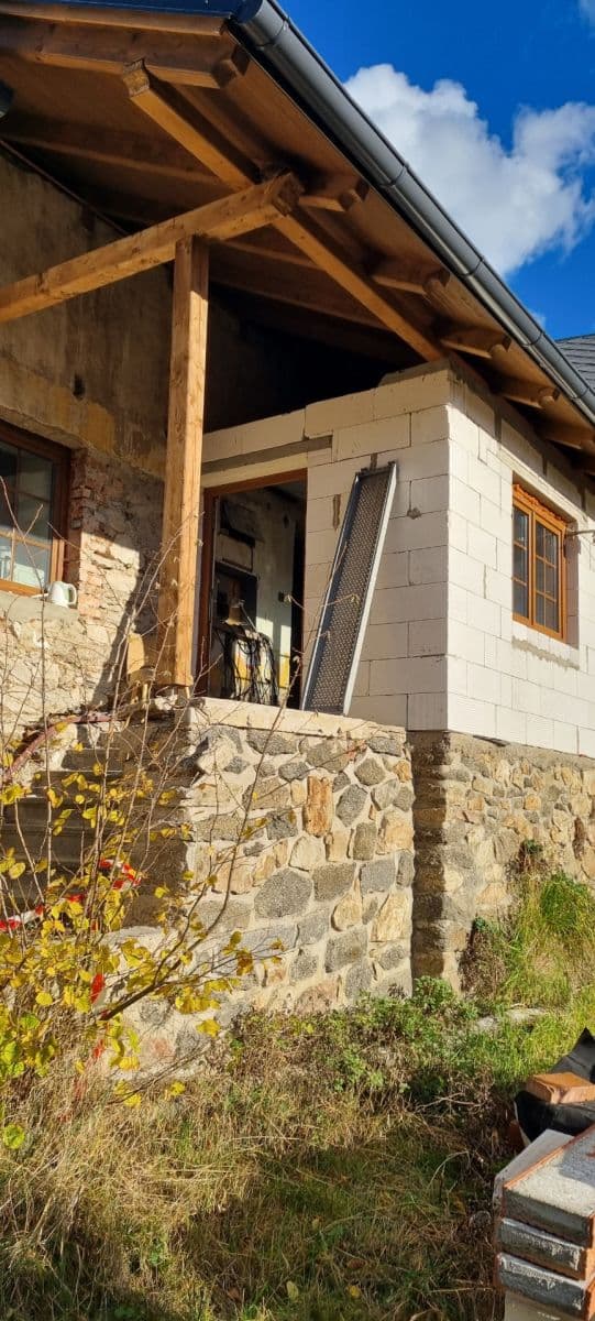 Prodej domu 260 m², pozemek 3.000 m², Heřmaničky, Středočeský kraj Prodej domu 260 m², pozemek 3.000 m², Heřmaničky, Středočeský kraj