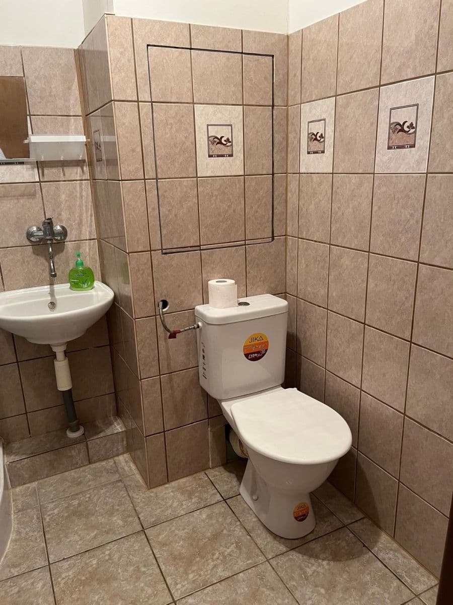 Prodej bytu 2+kk 43 m², Moravcova, Kolín, Středočeský kraj Prodej bytu 2+kk 43 m², Moravcova, Kolín, Středočeský kraj