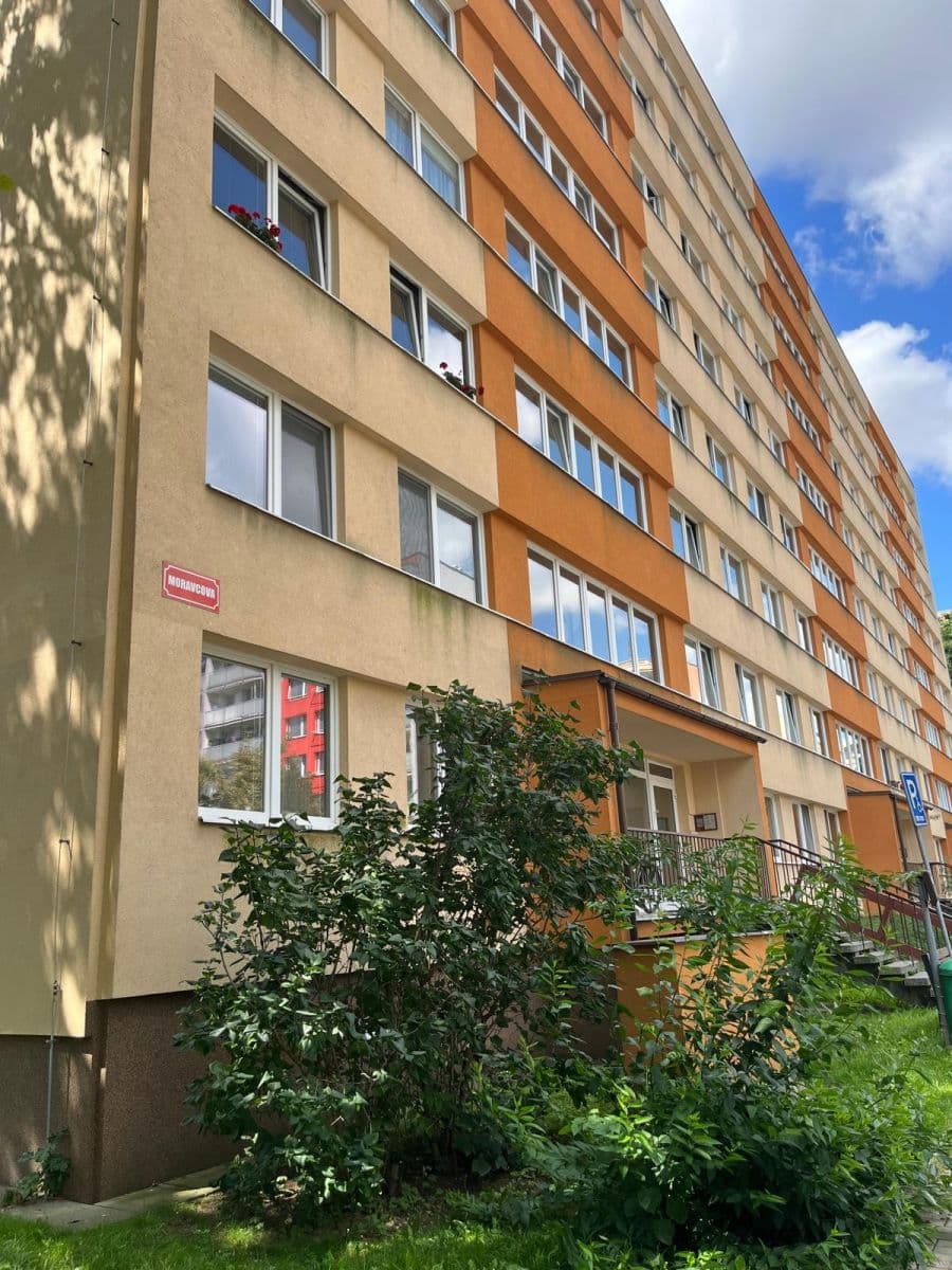 Prodej bytu 2+kk 43 m², Moravcova, Kolín, Středočeský kraj Prodej bytu 2+kk 43 m², Moravcova, Kolín, Středočeský kraj