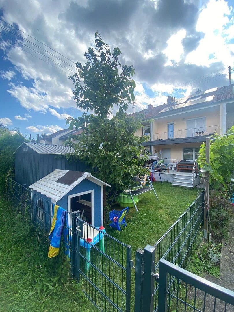 Prodej domu 115 m², pozemek 200 m², Augsburg, Bavorsko Prodej domu 115 m², pozemek 200 m², Augsburg, Bavorsko