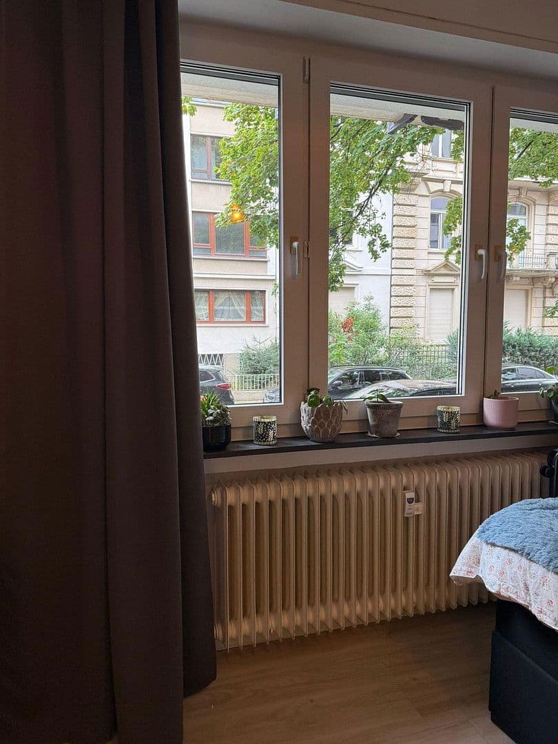 Pronájem bytu 1+1 30 m², Kronberger Straße 7, Frankfurt am Main, Hessen Pronájem bytu 1+1 30 m², Kronberger Straße 7, Frankfurt am Main, Hessen