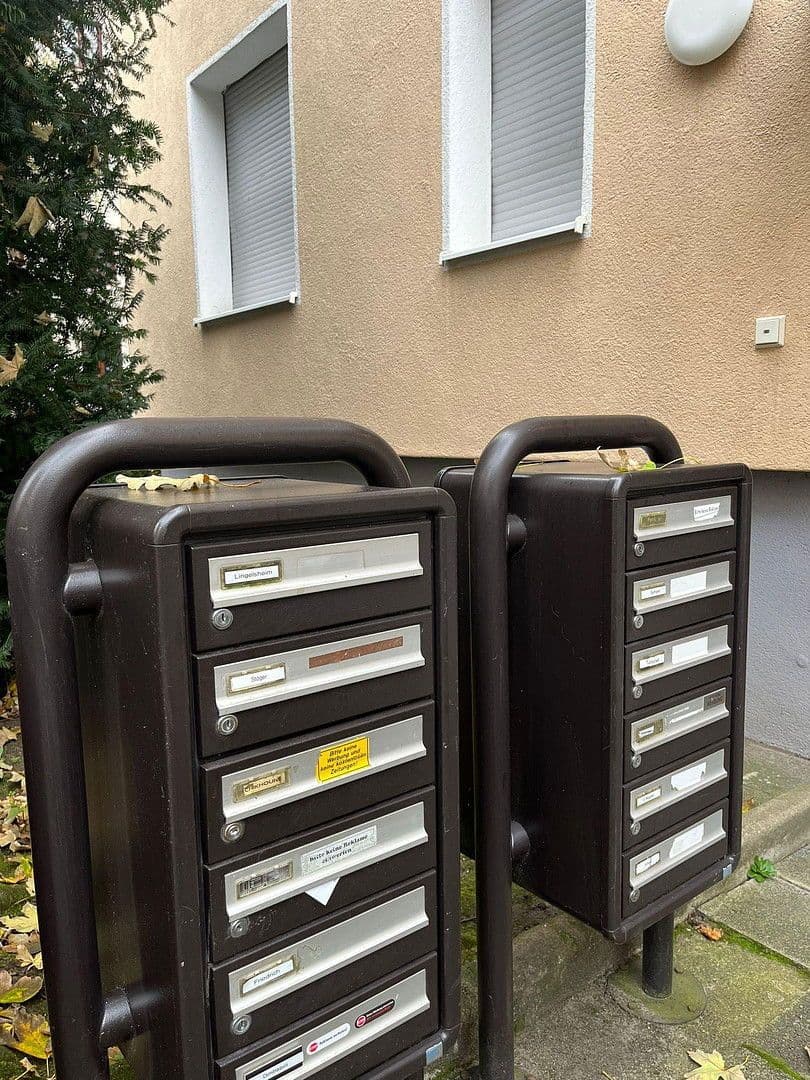 Pronájem bytu 1+1 30 m², Kronberger Straße 7, Frankfurt am Main, Hessen Pronájem bytu 1+1 30 m², Kronberger Straße 7, Frankfurt am Main, Hessen