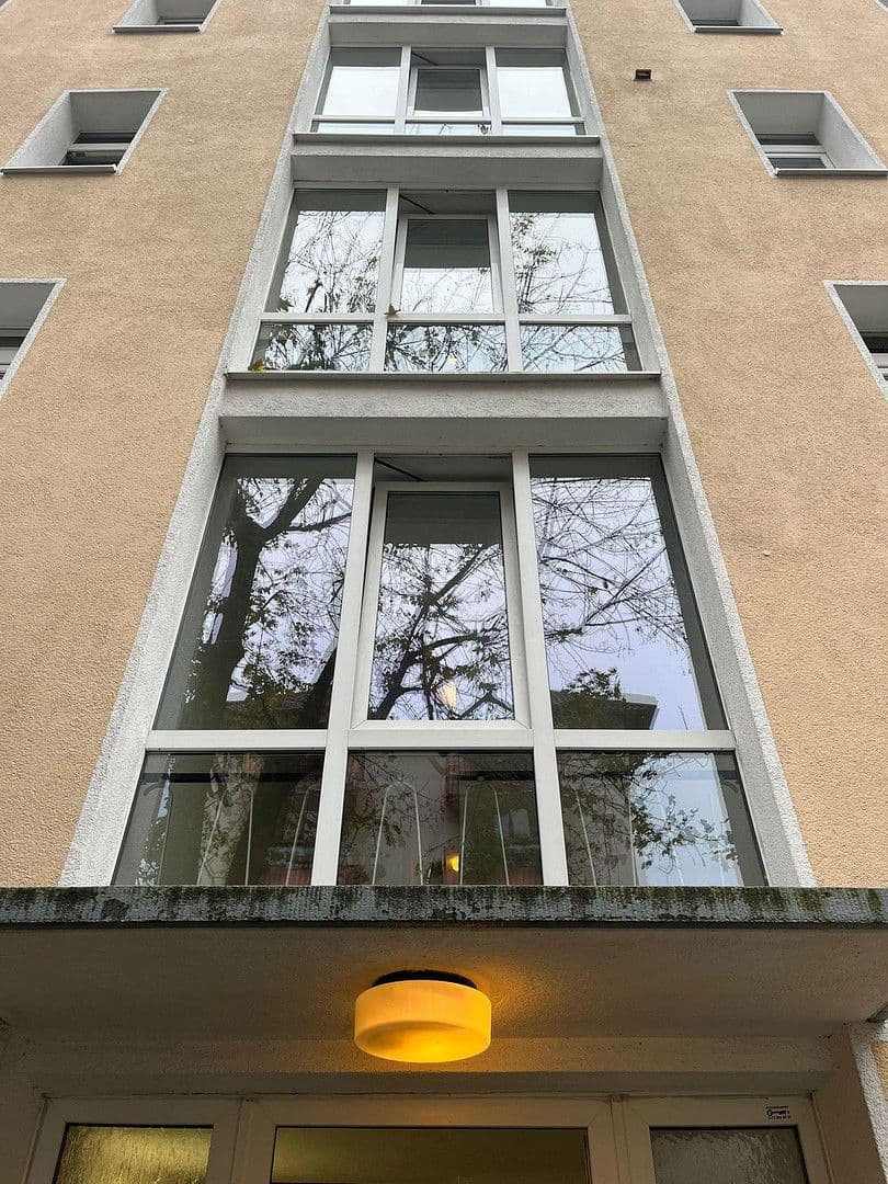 Pronájem bytu 1+1 30 m², Kronberger Straße 7, Frankfurt am Main, Hessen Pronájem bytu 1+1 30 m², Kronberger Straße 7, Frankfurt am Main, Hessen