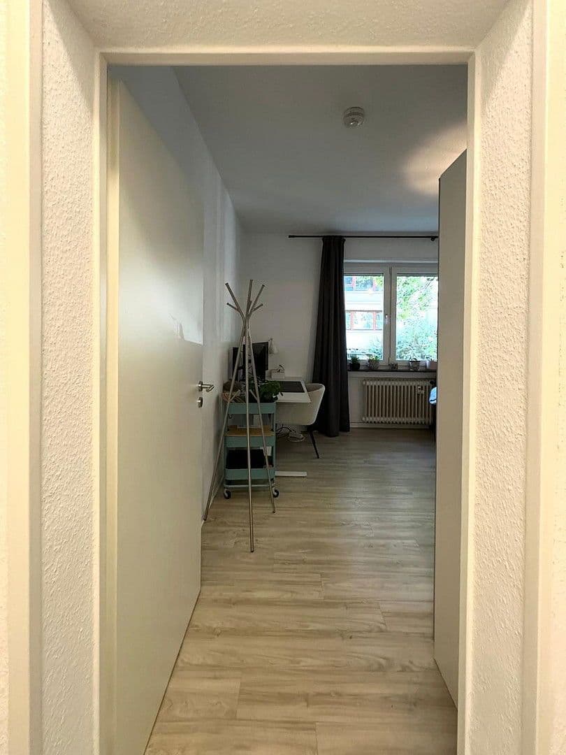 Pronájem bytu 1+1 30 m², Kronberger Straße 7, Frankfurt am Main, Hessen Pronájem bytu 1+1 30 m², Kronberger Straße 7, Frankfurt am Main, Hessen