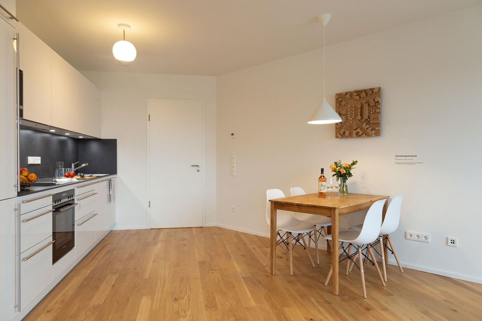 Pronájem bytu 2+1 57 m², Regerstraße 86, München, Bavorsko Pronájem bytu 2+1 57 m², Regerstraße 86, München, Bavorsko