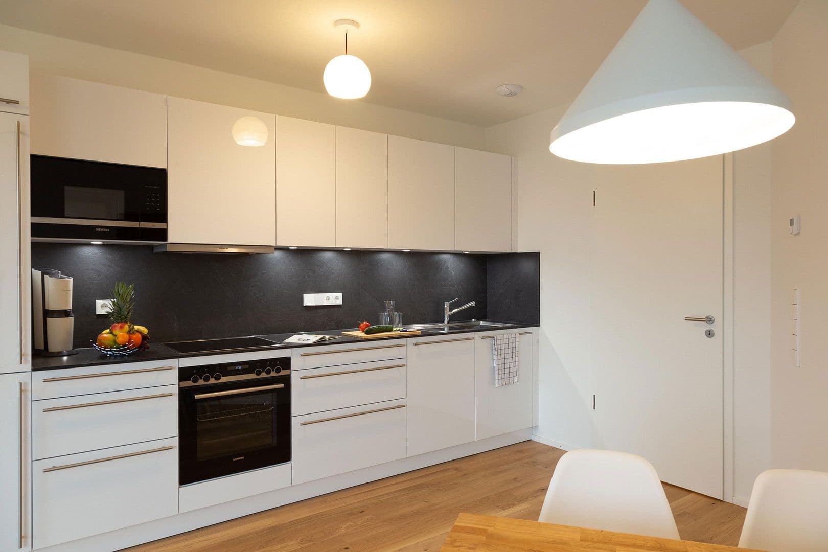 Pronájem bytu 2+1 57 m², Regerstraße 86, München, Bavorsko Pronájem bytu 2+1 57 m², Regerstraße 86, München, Bavorsko