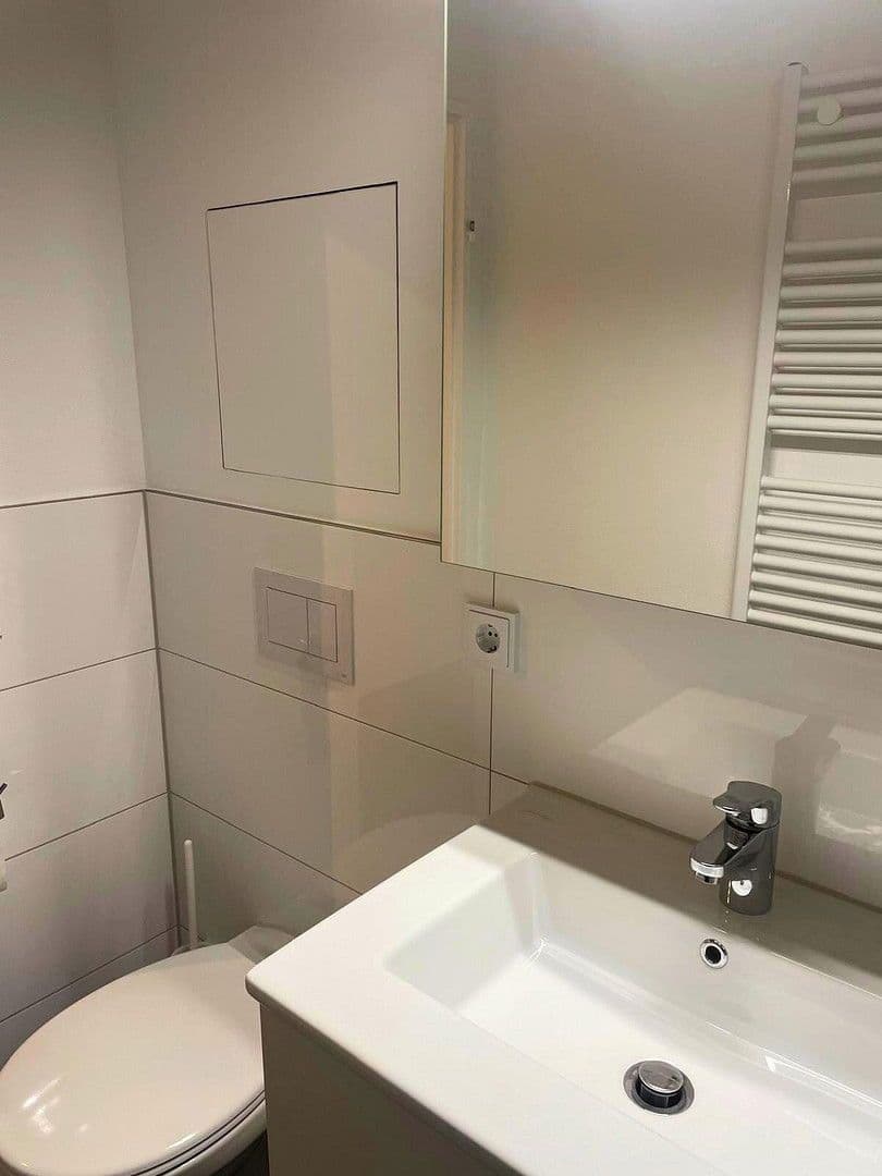 Pronájem bytu 1+1 40 m², Waldeysenstraße 17, Ingolstadt, Bavorsko Pronájem bytu 1+1 40 m², Waldeysenstraße 17, Ingolstadt, Bavorsko