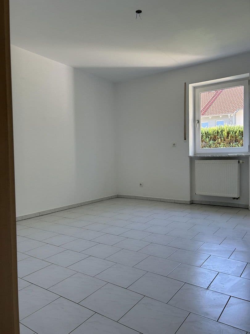 Prodej bytu 3+1 90 m², Emmerting, Bavorsko Prodej bytu 3+1 90 m², Emmerting, Bavorsko