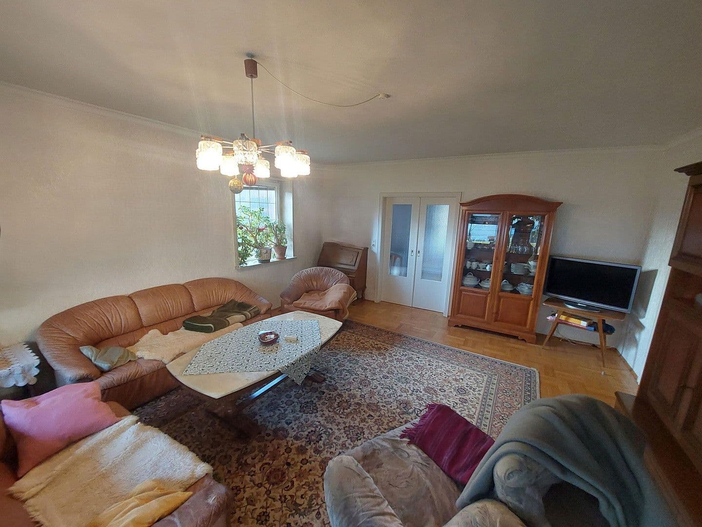 Prodej domu 218 m², pozemek 1.044 m², Litzendorf, Bavorsko Prodej domu 218 m², pozemek 1.044 m², Litzendorf, Bavorsko