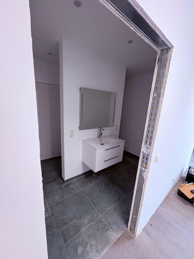 Pronájem kanceláře 94 m², Mainzer Straße 7, Dornburg, Hessen Pronájem kanceláře 94 m², Mainzer Straße 7, Dornburg, Hessen