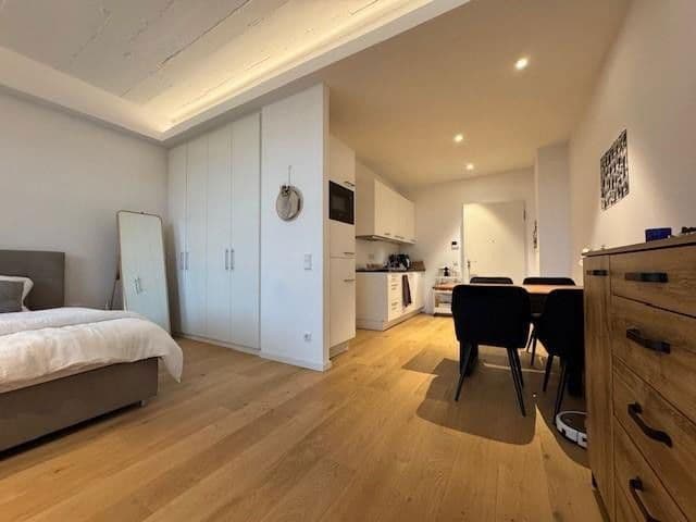 Pronájem bytu 1+1 37 m², Fürstenrieder Str. 283, München, Bavorsko Pronájem bytu 1+1 37 m², Fürstenrieder Str. 283, München, Bavorsko