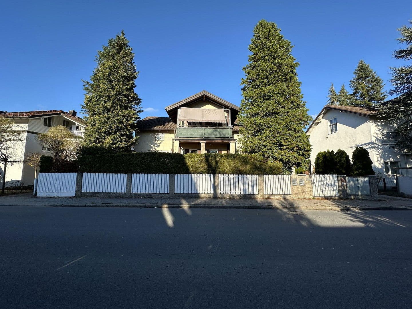 Prodej domu 280 m², pozemek 731 m², Planegg, Bavorsko Prodej domu 280 m², pozemek 731 m², Planegg, Bavorsko