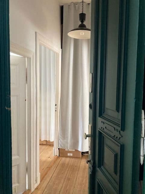 Prodej bytu 4+1 86 m², Berlin, Berlín Prodej bytu 4+1 86 m², Berlin, Berlín