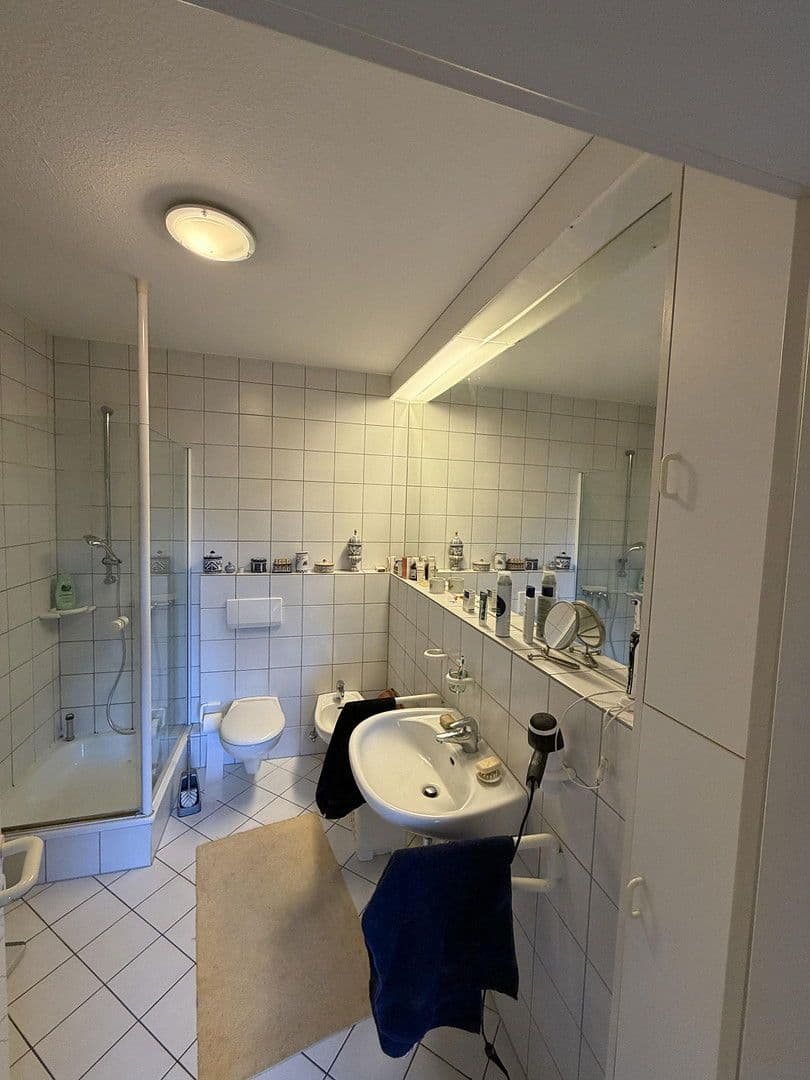 Prodej bytu 3+1 87 m², Friedrich von Spee Str. 46, Düsseldorf, Severní Porýní-Vestfálsko Prodej bytu 3+1 87 m², Friedrich von Spee Str. 46, Düsseldorf, Severní Porýní-Vestfálsko