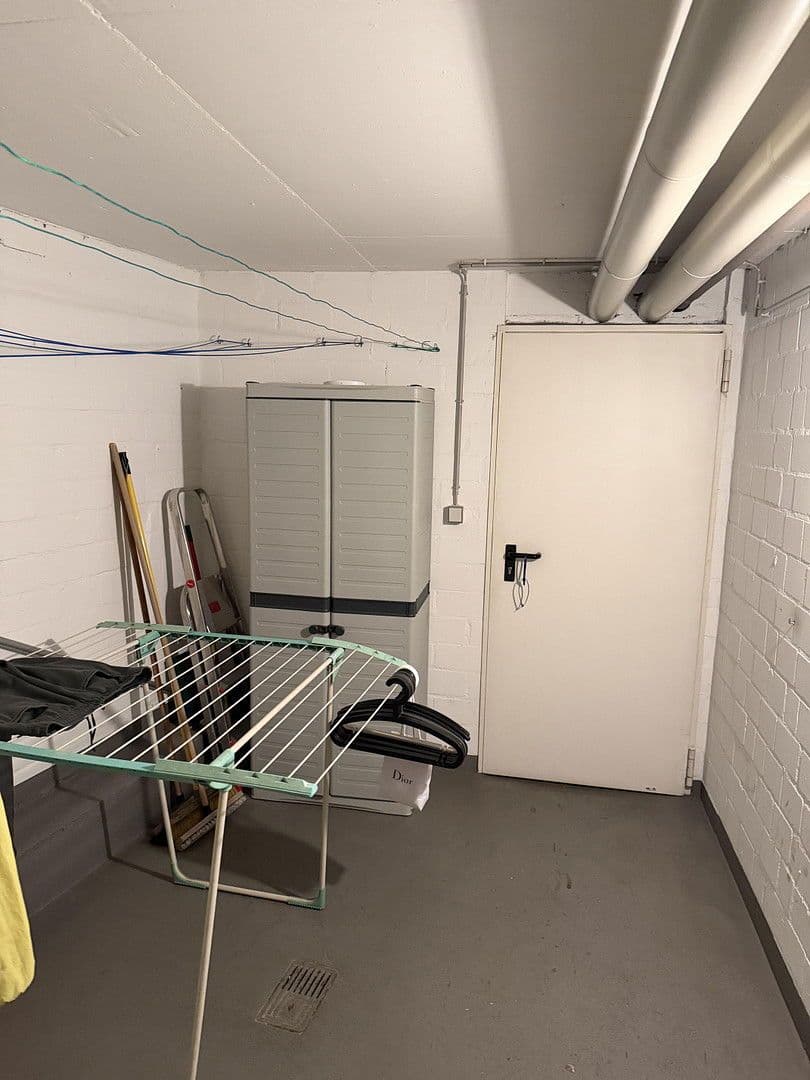 Prodej bytu 3+1 87 m², Friedrich von Spee Str. 46, Düsseldorf, Severní Porýní-Vestfálsko Prodej bytu 3+1 87 m², Friedrich von Spee Str. 46, Düsseldorf, Severní Porýní-Vestfálsko