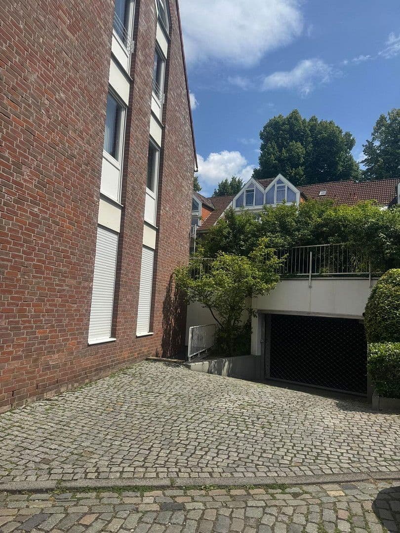 Prodej bytu 3+1 87 m², Friedrich von Spee Str. 46, Düsseldorf, Severní Porýní-Vestfálsko Prodej bytu 3+1 87 m², Friedrich von Spee Str. 46, Düsseldorf, Severní Porýní-Vestfálsko