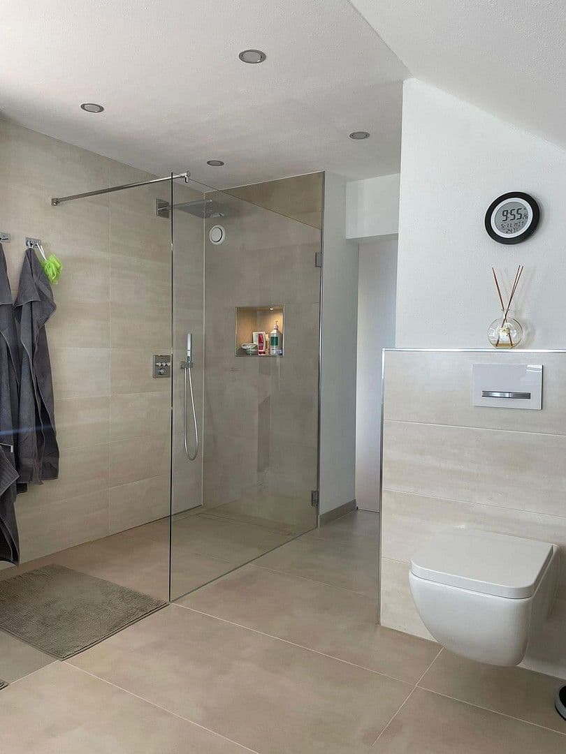 Prodej domu 210 m², pozemek 710 m², Hechingen, Bádensko-Württembersko Prodej domu 210 m², pozemek 710 m², Hechingen, Bádensko-Württembersko