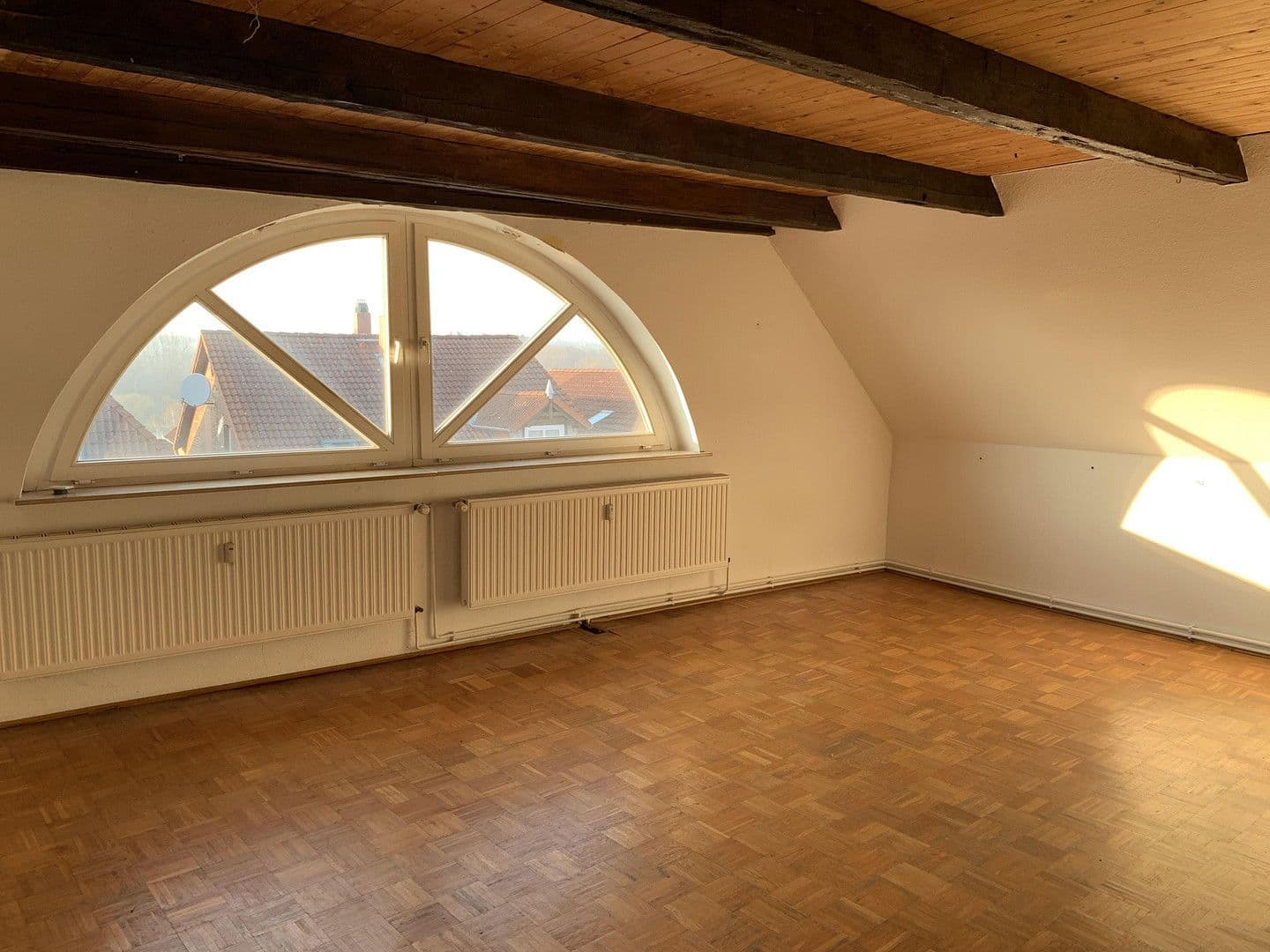 Pronájem bytu 3+1 82 m², August-Bebel-Straße 16, Schönberg (Holstein), Šlesvicko-Holštýnsko Pronájem bytu 3+1 82 m², August-Bebel-Straße 16, Schönberg (Holstein), Šlesvicko-Holštýnsko
