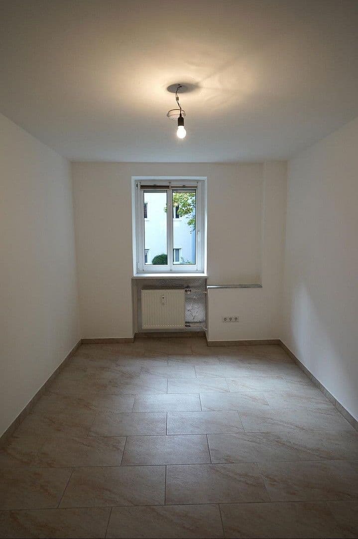 Pronájem bytu 3+1 60 m², Feldgasse 52, Nürnberg, Bavorsko Pronájem bytu 3+1 60 m², Feldgasse 52, Nürnberg, Bavorsko