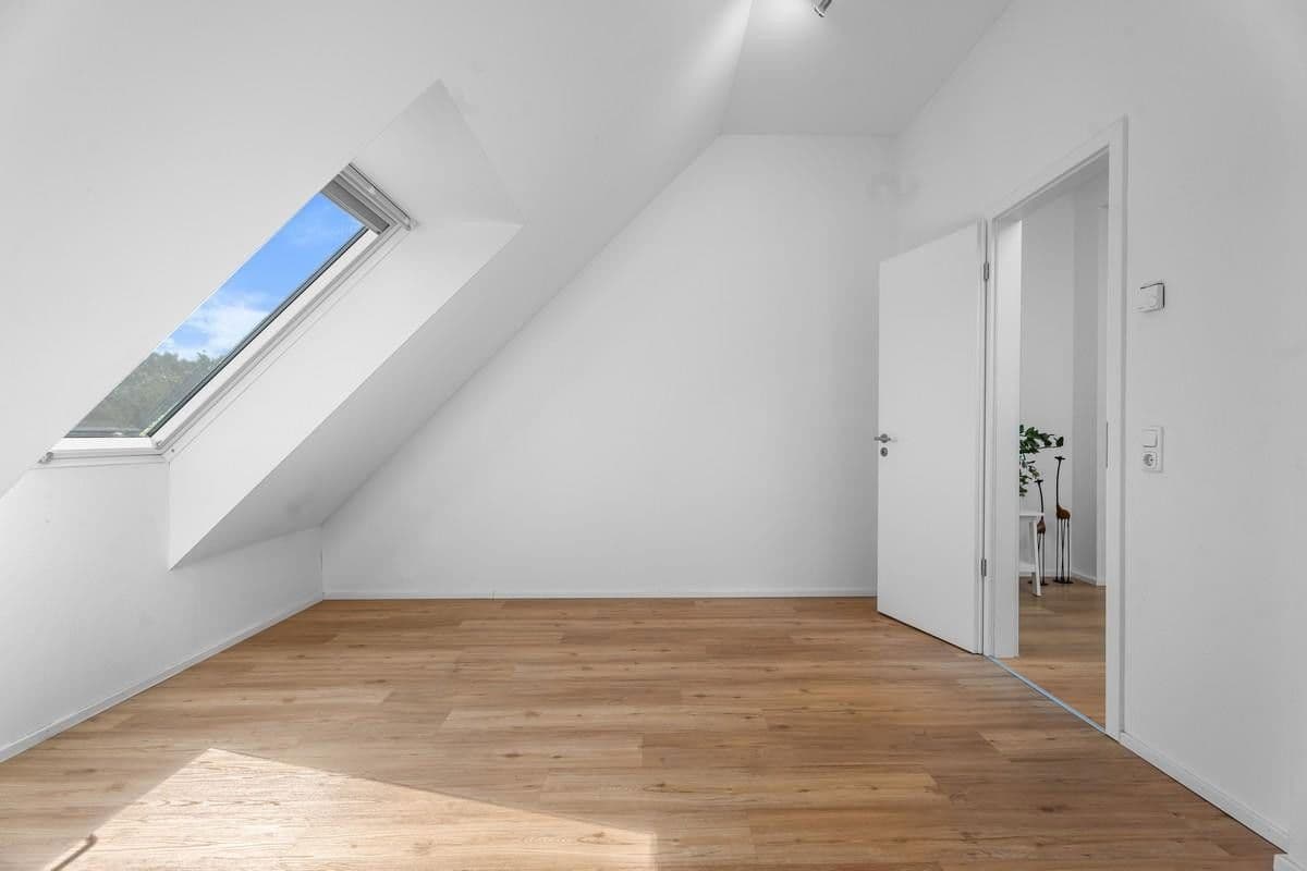 Prodej domu 175 m², pozemek 200 m², Goldammerweg 122b, Cáchy, Severní Porýní-Vestfálsko Prodej domu 175 m², pozemek 200 m², Goldammerweg 122b, Cáchy, Severní Porýní-Vestfálsko