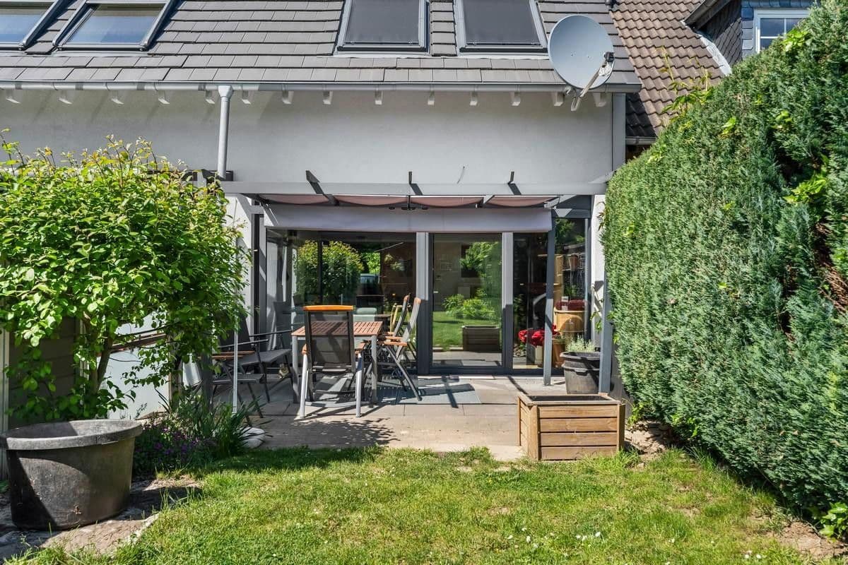 Prodej domu 175 m², pozemek 200 m², Goldammerweg 122b, Cáchy, Severní Porýní-Vestfálsko Prodej domu 175 m², pozemek 200 m², Goldammerweg 122b, Cáchy, Severní Porýní-Vestfálsko