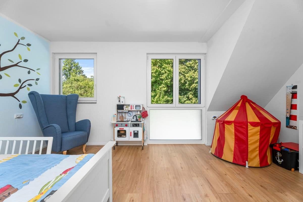 Prodej domu 175 m², pozemek 200 m², Goldammerweg 122b, Cáchy, Severní Porýní-Vestfálsko Prodej domu 175 m², pozemek 200 m², Goldammerweg 122b, Cáchy, Severní Porýní-Vestfálsko