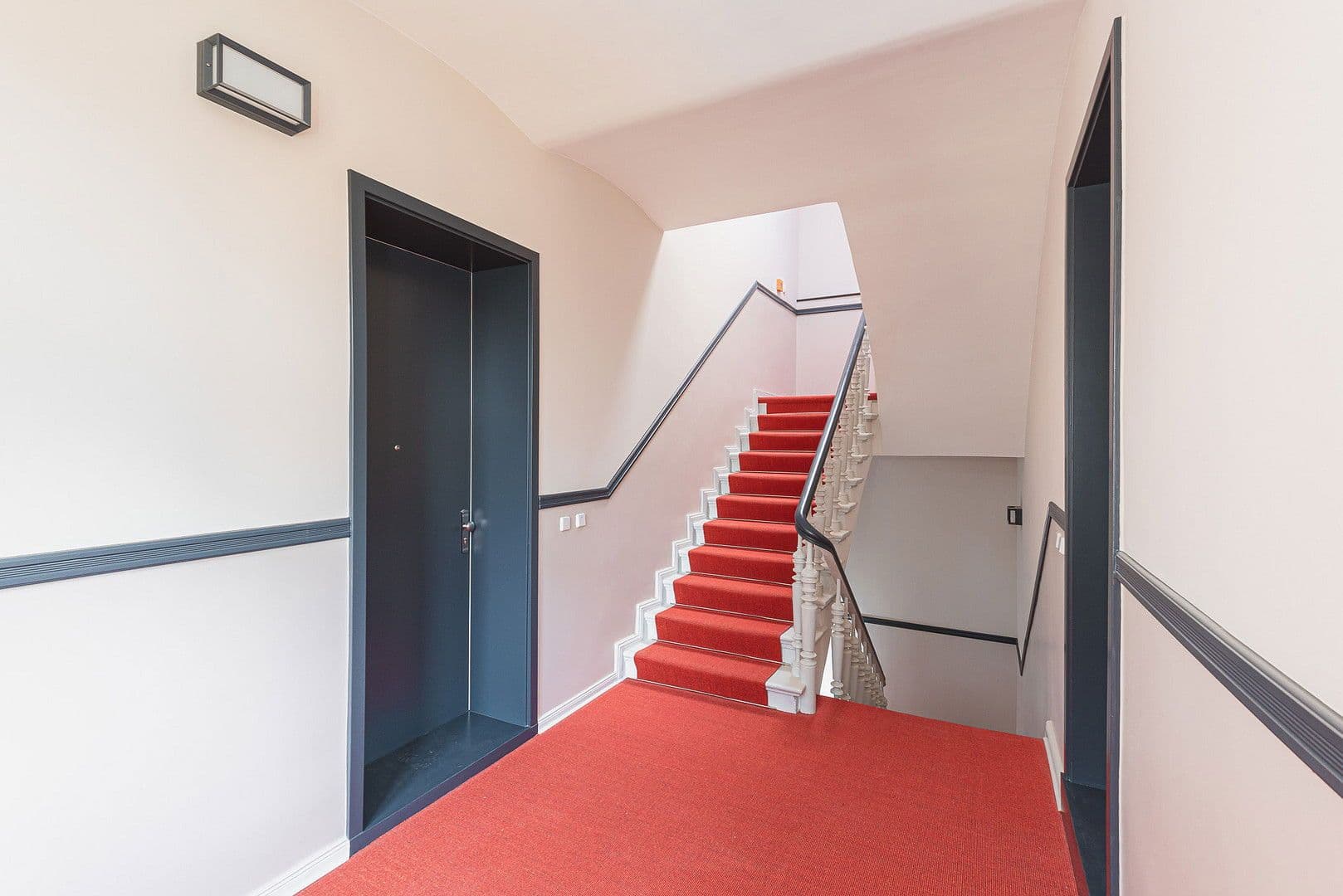 Pronájem bytu 2+1 63 m², Leydenallee 56, Berlin, Berlín Pronájem bytu 2+1 63 m², Leydenallee 56, Berlin, Berlín