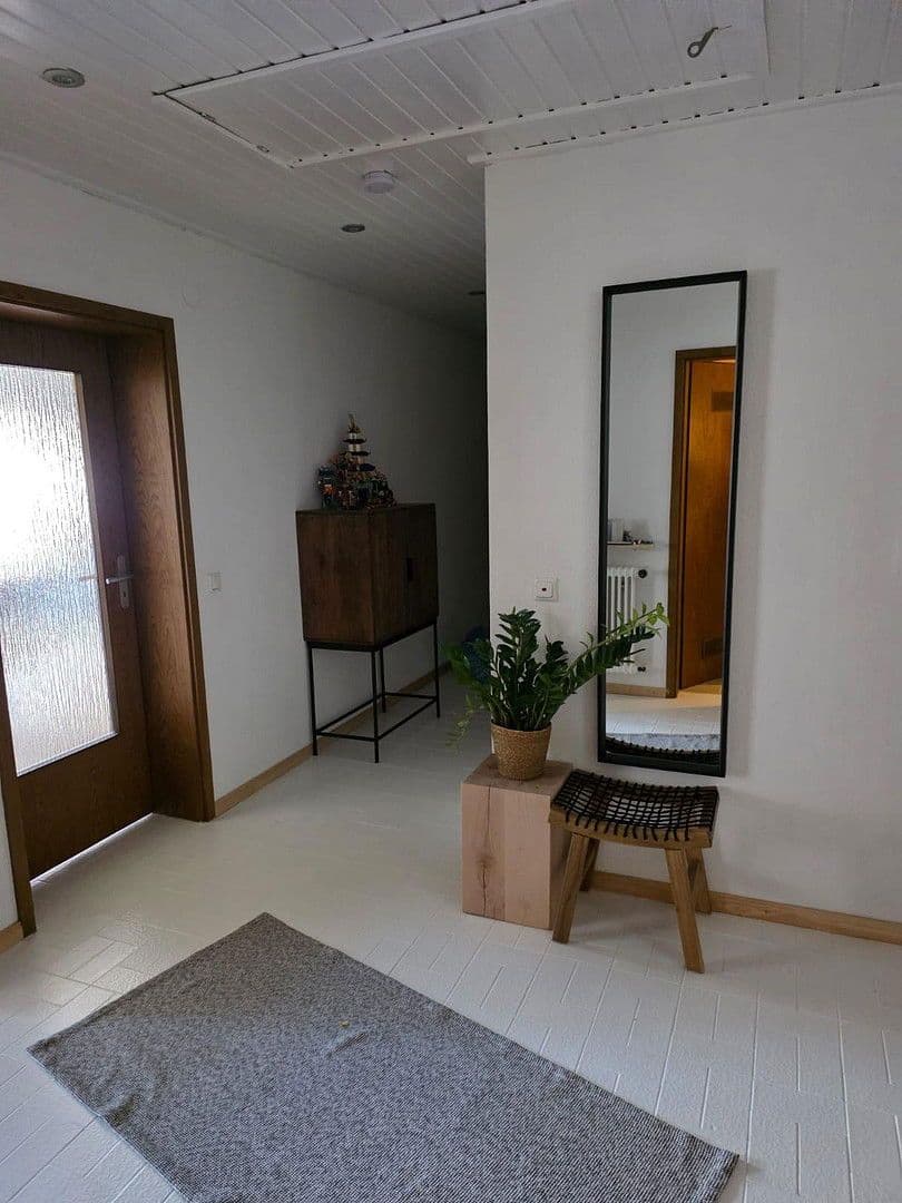 Pronájem bytu 3+1 100 m², Deidesheim, Porýní-Falc Pronájem bytu 3+1 100 m², Deidesheim, Porýní-Falc