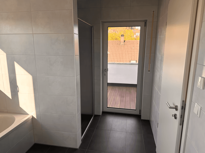 Pronájem bytu 4+1 118 m², Austr. 2, Wernberg-Köblitz, Bavorsko Pronájem bytu 4+1 118 m², Austr. 2, Wernberg-Köblitz, Bavorsko