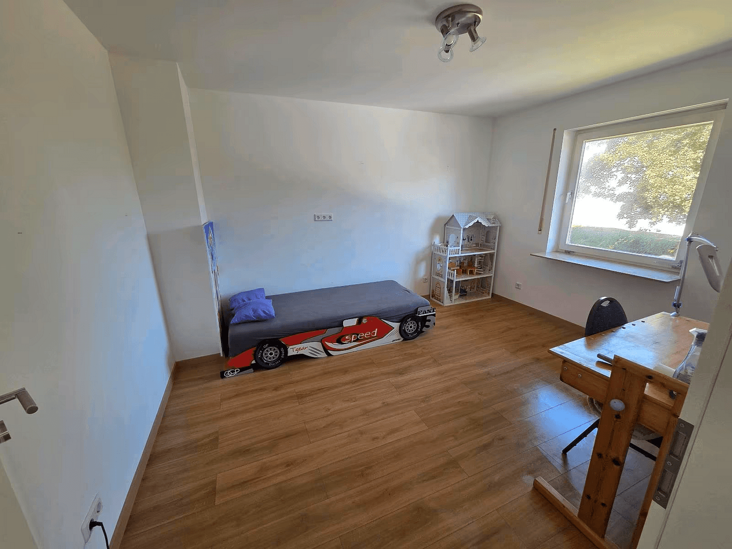 Prodej domu 160 m², pozemek 555 m², Hermann-Strebel-Str. 11, Nürnberg, Bavorsko Prodej domu 160 m², pozemek 555 m², Hermann-Strebel-Str. 11, Nürnberg, Bavorsko