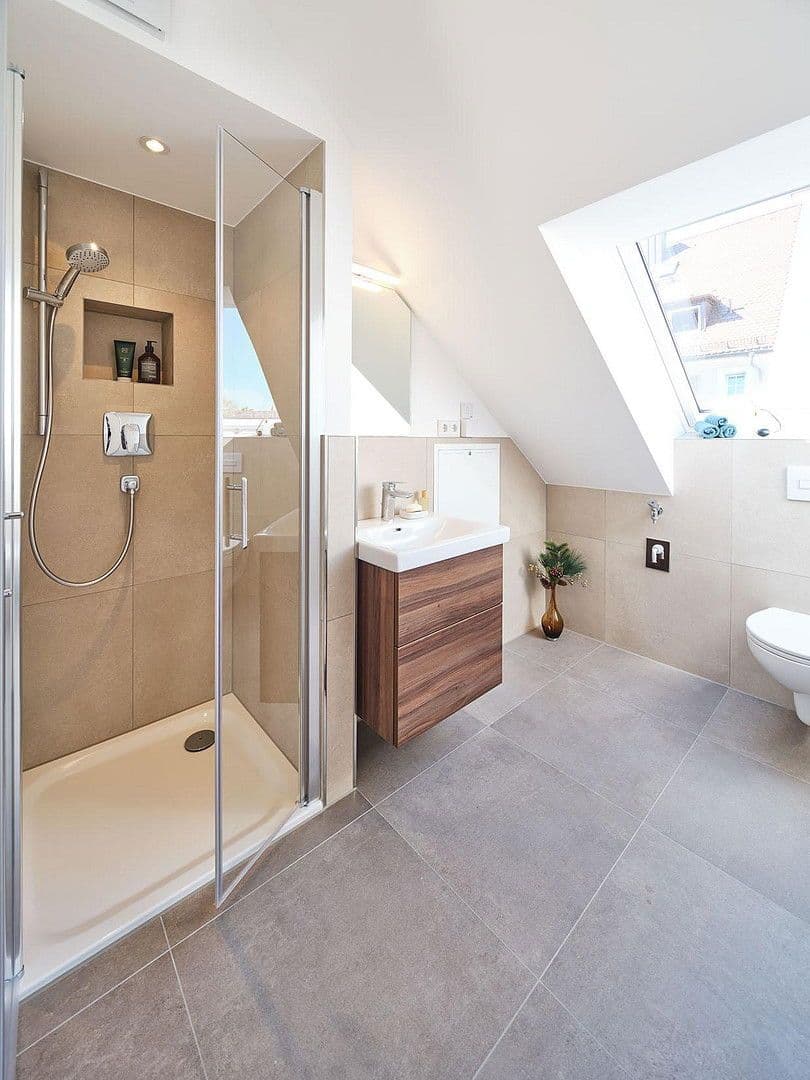 Pronájem bytu 4+1 83 m², Waldfriedhofstrasse 0, München, Bavorsko Pronájem bytu 4+1 83 m², Waldfriedhofstrasse 0, München, Bavorsko