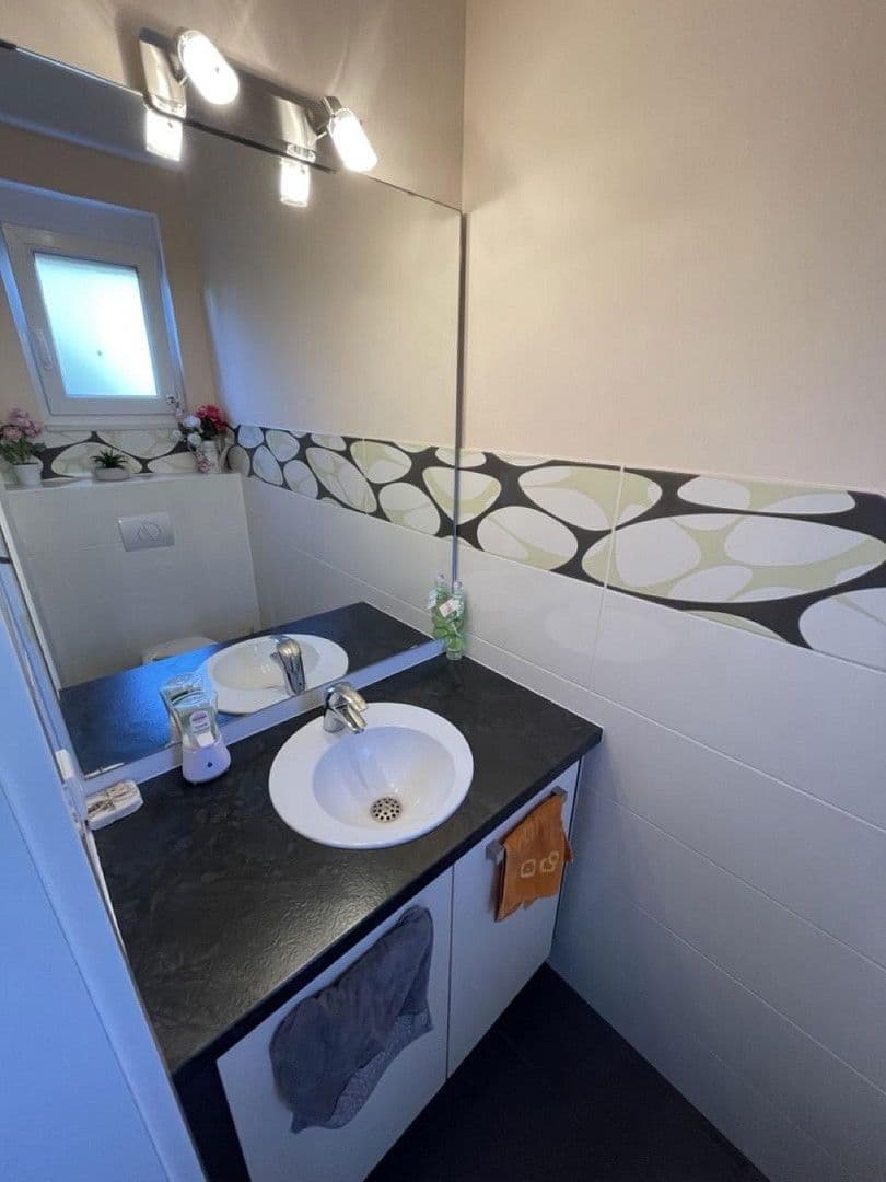 Pronájem domu 142 m², pozemek 190 m², Berlin, Berlín Pronájem domu 142 m², pozemek 190 m², Berlin, Berlín