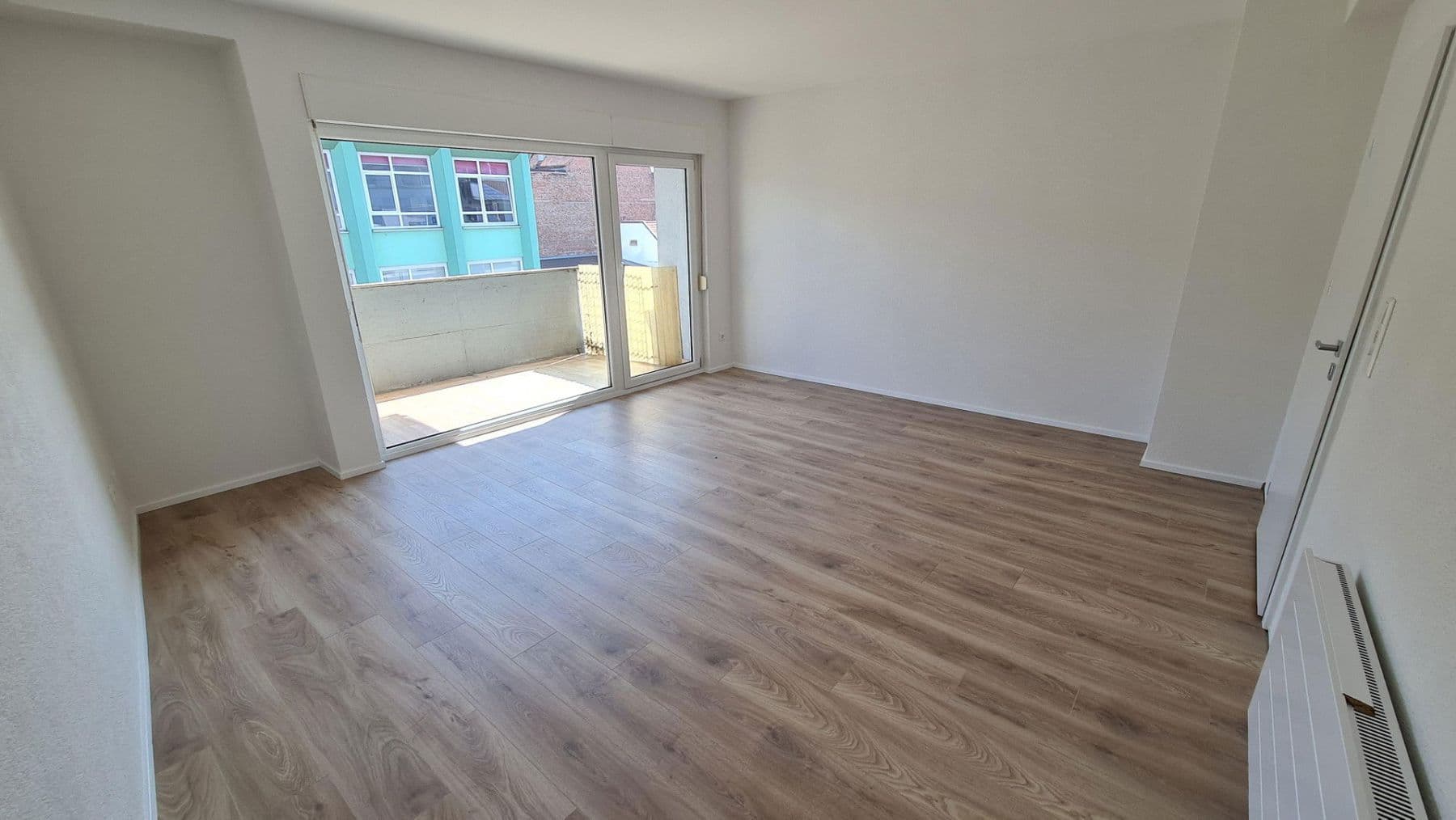Pronájem bytu 3+1 90 m², Westliche Karl-Friedrich-Straße 150, Pforzheim, Bádensko-Württembersko Pronájem bytu 3+1 90 m², Westliche Karl-Friedrich-Straße 150, Pforzheim, Bádensko-Württembersko