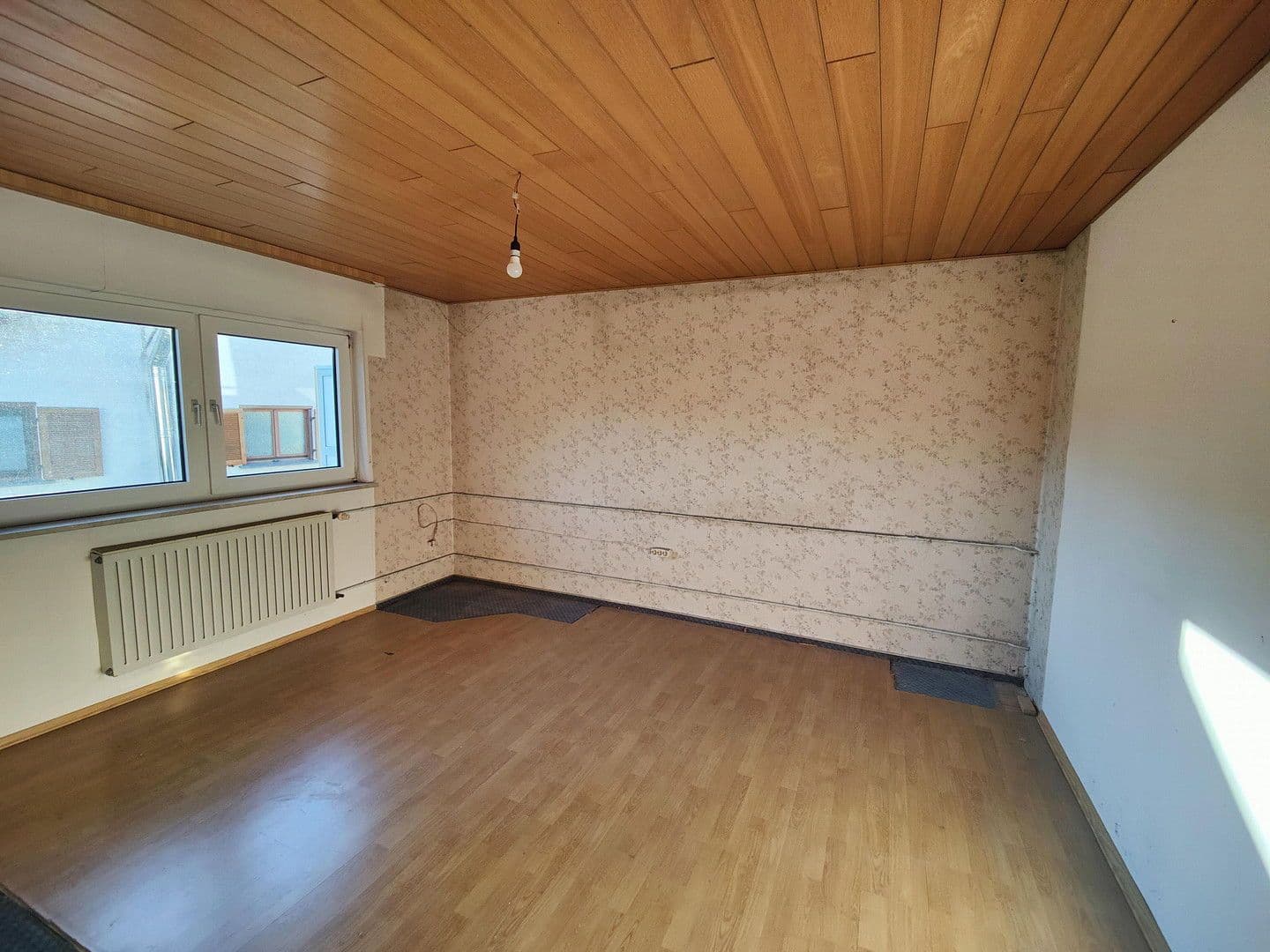 Prodej domu 120 m², pozemek 352 m², Budenheim, Porýní-Falc Prodej domu 120 m², pozemek 352 m², Budenheim, Porýní-Falc