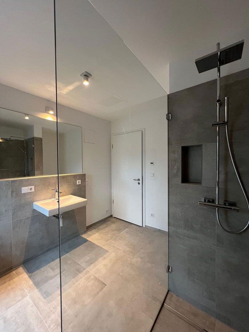 Pronájem bytu 2+1 51 m², Ostendorfstraße 37, Berlin, Berlín Pronájem bytu 2+1 51 m², Ostendorfstraße 37, Berlin, Berlín