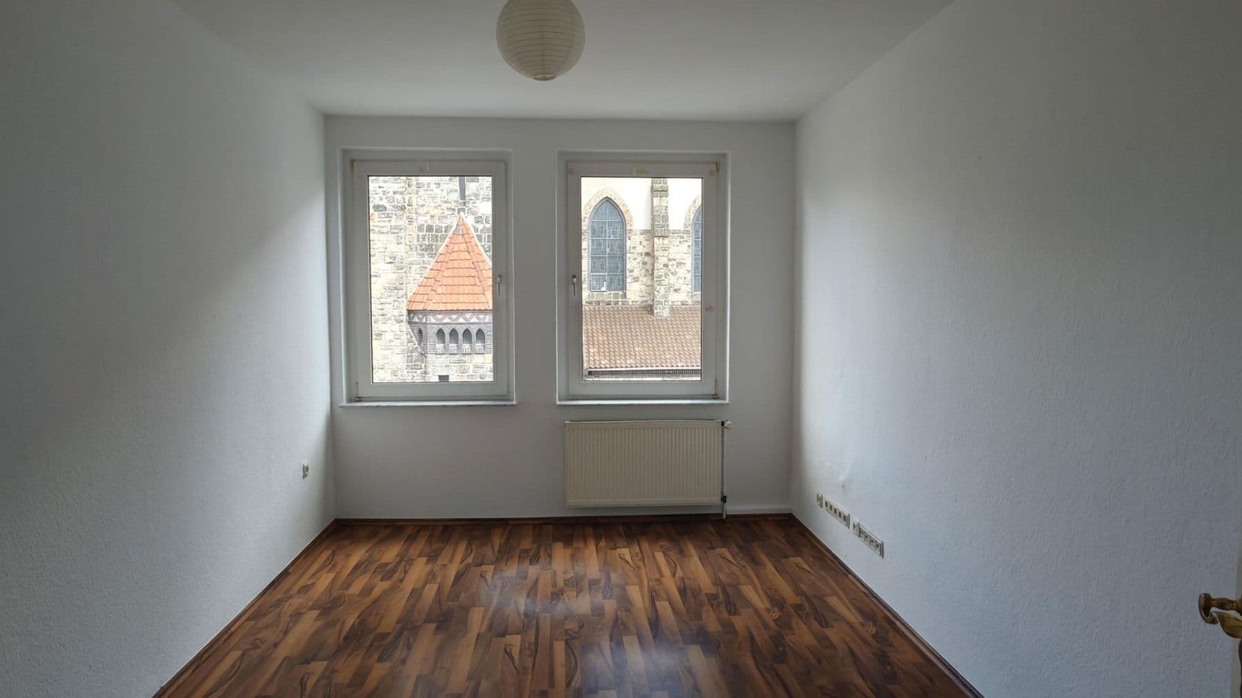Pronájem bytu 4+1 115 m², Steinmetzstr. 6, Hannover, Dolní Sasko Pronájem bytu 4+1 115 m², Steinmetzstr. 6, Hannover, Dolní Sasko