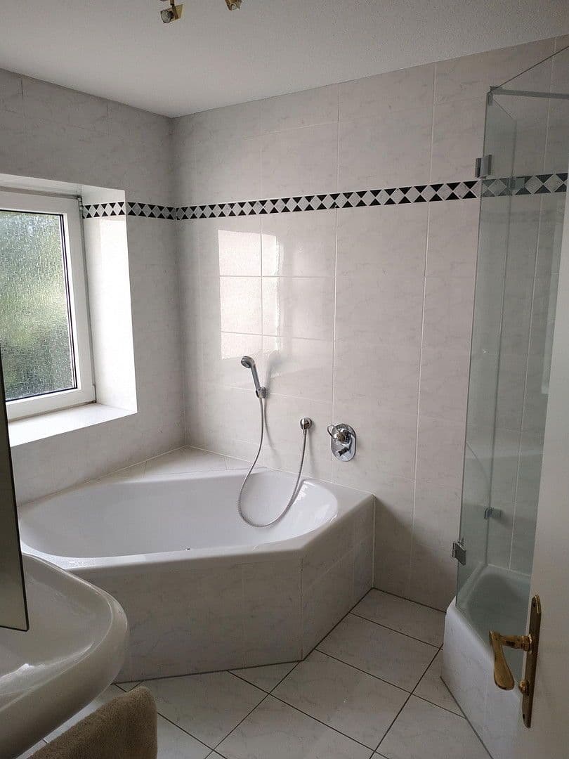 Pronájem bytu 2+kk 102 m², Rektoratsstraße 20, Krefeld, Severní Porýní-Vestfálsko Pronájem bytu 2+kk 102 m², Rektoratsstraße 20, Krefeld, Severní Porýní-Vestfálsko