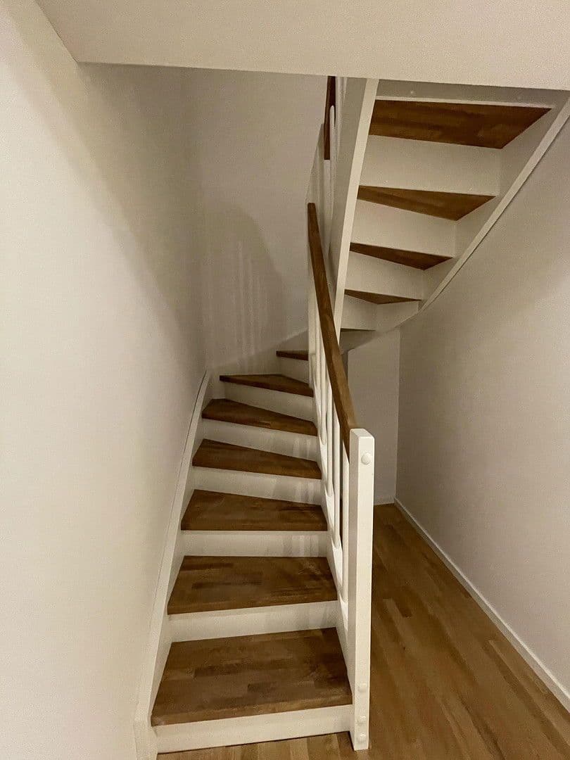 Pronájem bytu 3+1 92 m², Schwedterstr. 0, Berlin, Berlín Pronájem bytu 3+1 92 m², Schwedterstr. 0, Berlin, Berlín