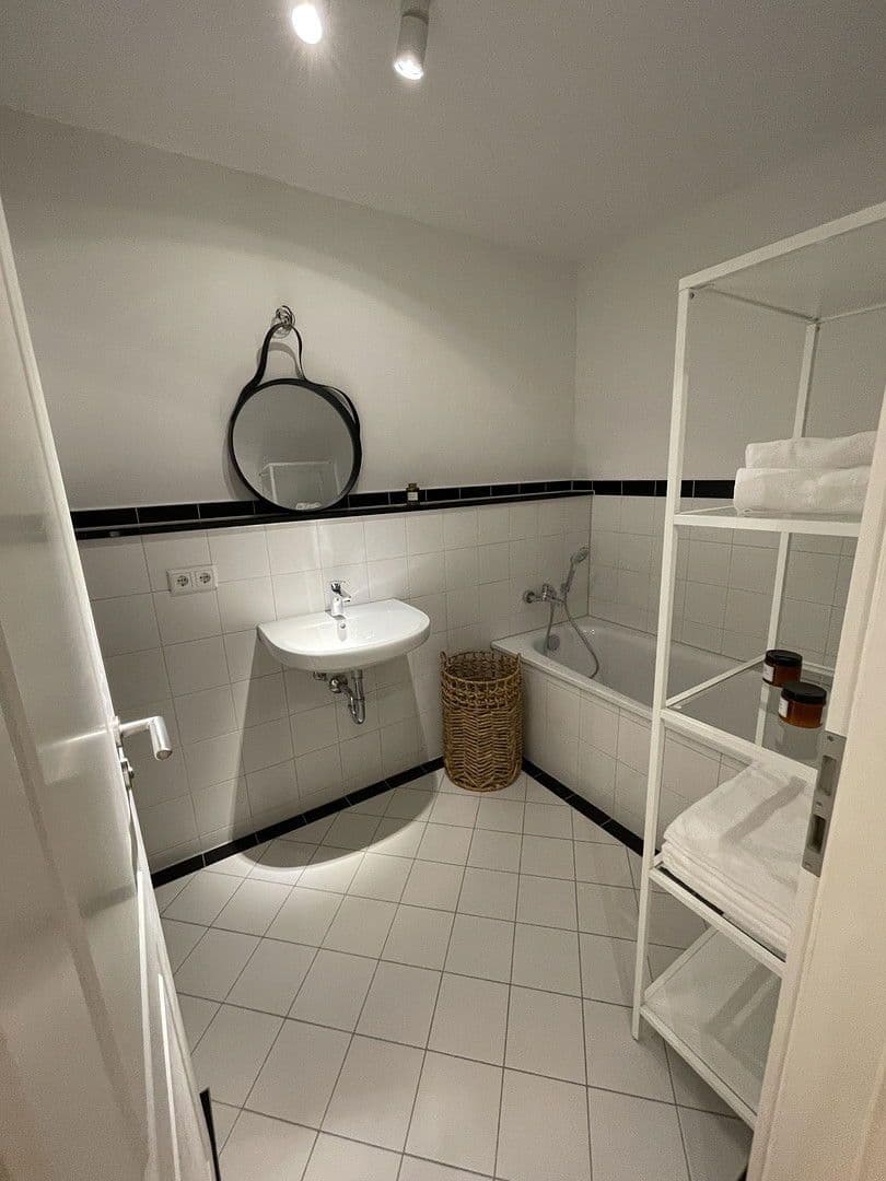 Pronájem bytu 3+1 92 m², Schwedterstr. 0, Berlin, Berlín Pronájem bytu 3+1 92 m², Schwedterstr. 0, Berlin, Berlín