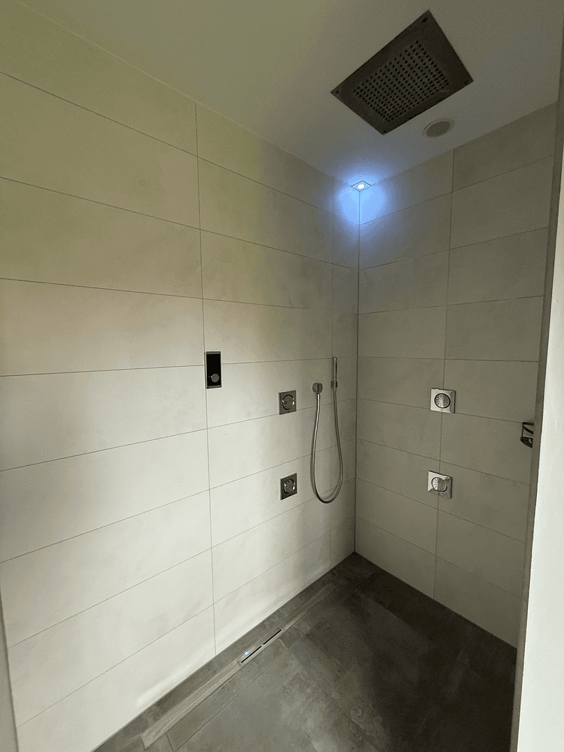 Prodej domu 179 m², pozemek 772 m², Klein Offenseth-Sparrieshoop, Šlesvicko-Holštýnsko Prodej domu 179 m², pozemek 772 m², Klein Offenseth-Sparrieshoop, Šlesvicko-Holštýnsko