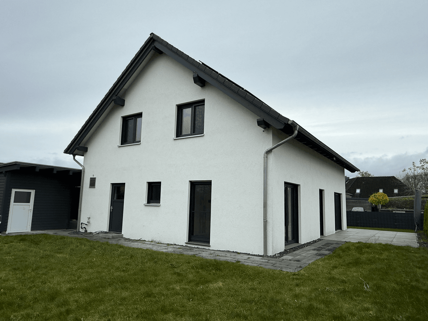 Prodej domu 179 m², pozemek 772 m², Klein Offenseth-Sparrieshoop, Šlesvicko-Holštýnsko Prodej domu 179 m², pozemek 772 m², Klein Offenseth-Sparrieshoop, Šlesvicko-Holštýnsko
