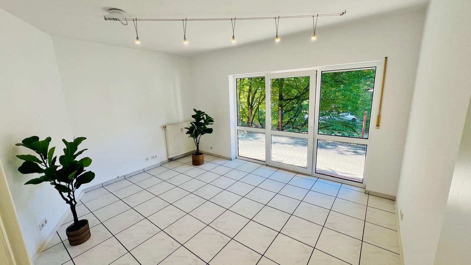 Pronájem kanceláře 69 m², Gummersbach, Severní Porýní-Vestfálsko Pronájem kanceláře 69 m², Gummersbach, Severní Porýní-Vestfálsko