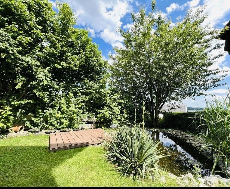 Prodej domu 250 m², pozemek 313 m², 6 km nördlich von, Göppingen, Bádensko-Württembersko Prodej domu 250 m², pozemek 313 m², 6 km nördlich von, Göppingen, Bádensko-Württembersko