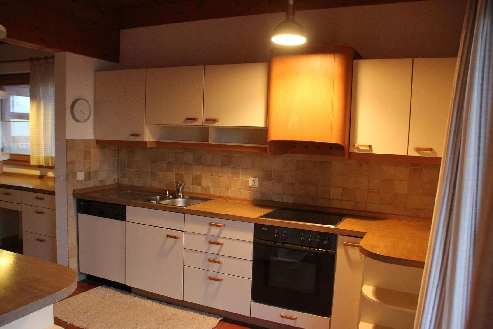 Prodej domu 147 m², pozemek 988 m², Biberach an der Riß, Bádensko-Württembersko Prodej domu 147 m², pozemek 988 m², Biberach an der Riß, Bádensko-Württembersko