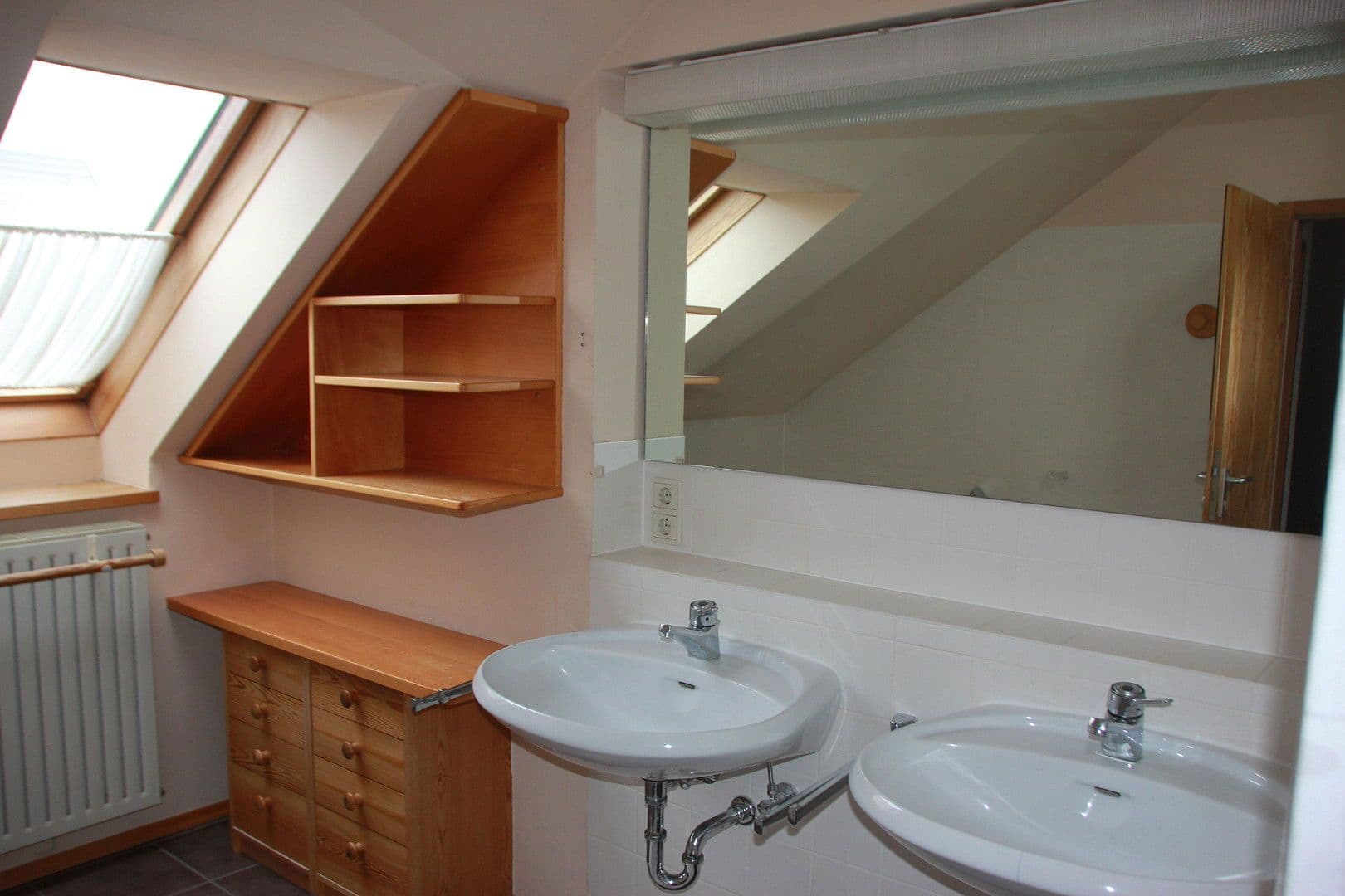 Prodej domu 147 m², pozemek 988 m², Biberach an der Riß, Bádensko-Württembersko Prodej domu 147 m², pozemek 988 m², Biberach an der Riß, Bádensko-Württembersko