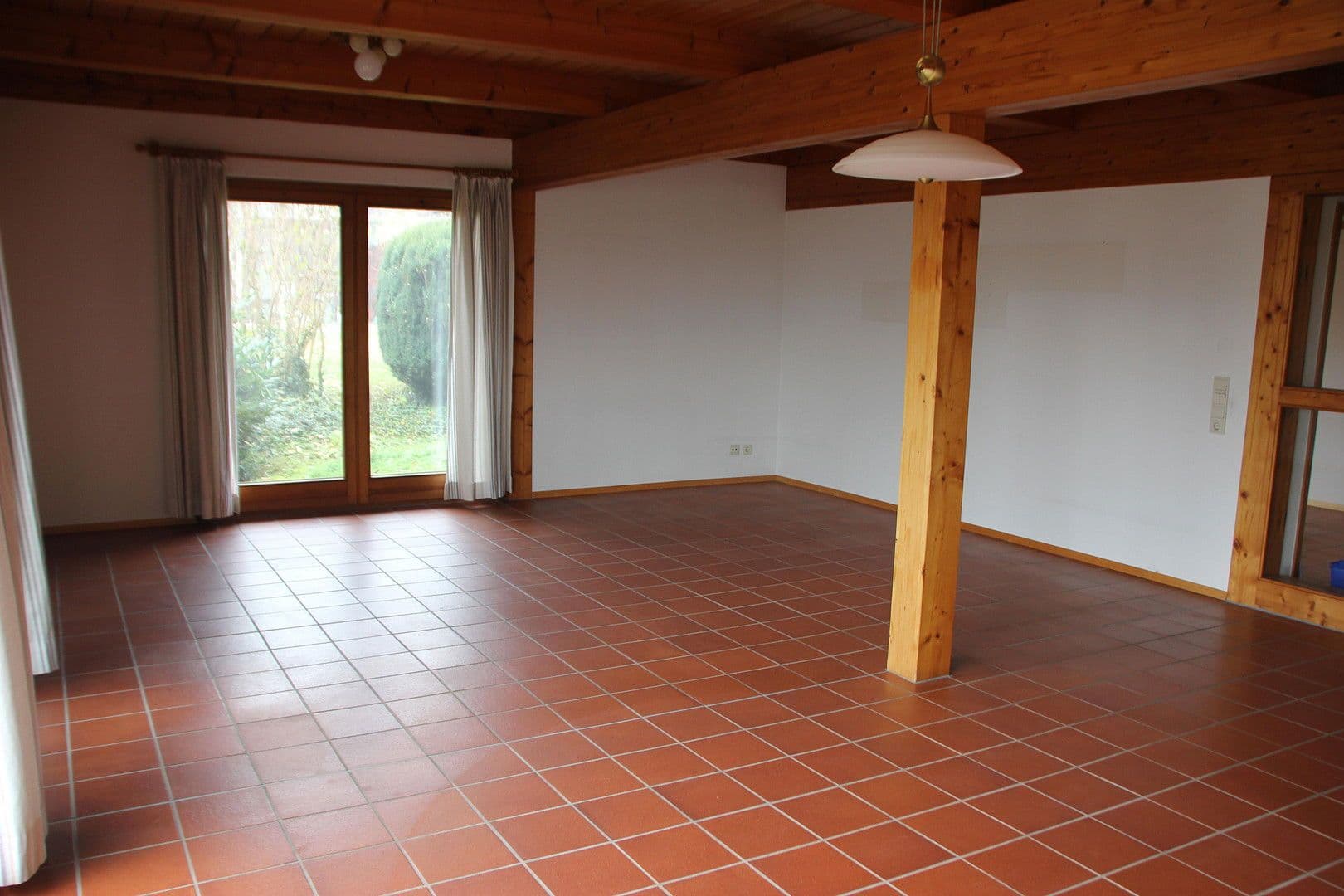 Prodej domu 147 m², pozemek 988 m², Biberach an der Riß, Bádensko-Württembersko Prodej domu 147 m², pozemek 988 m², Biberach an der Riß, Bádensko-Württembersko